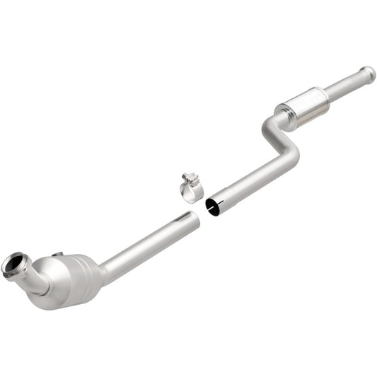 MagnaFlow Direct Fit Catalytic Converter 08-10 C300 3.0L D/S