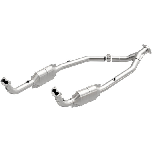 MagnaFlow Direct Fit Catalytic Converter 99-04 LR Discovery V8 OEM