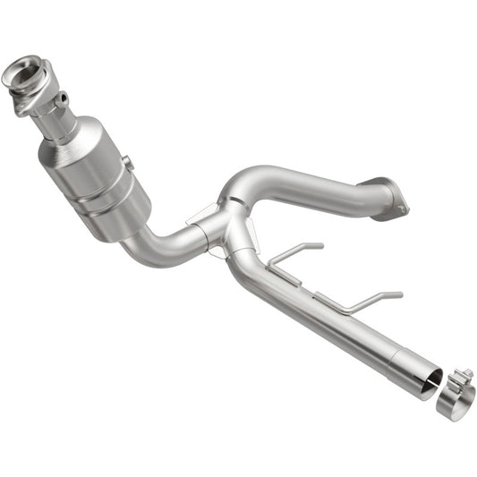 MagnaFlow Direct Fit Catalytic Converter 2009-2010 F-150 4.6 L Underbody