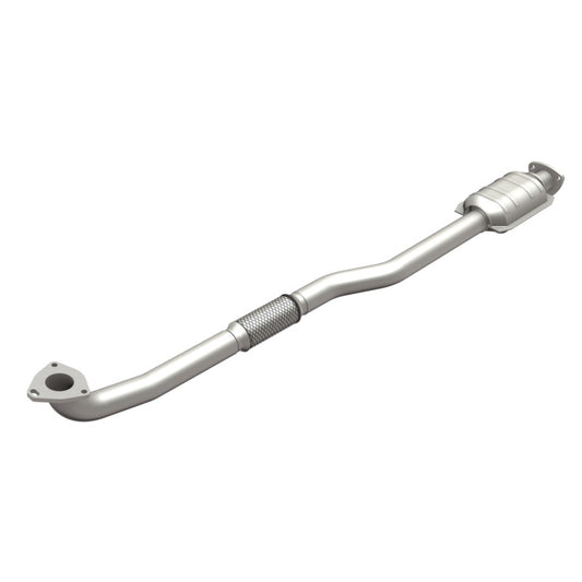 MagnaFlow Direct Fit Catalytic Converter 99-02 Daewoo Leganza 2.2L