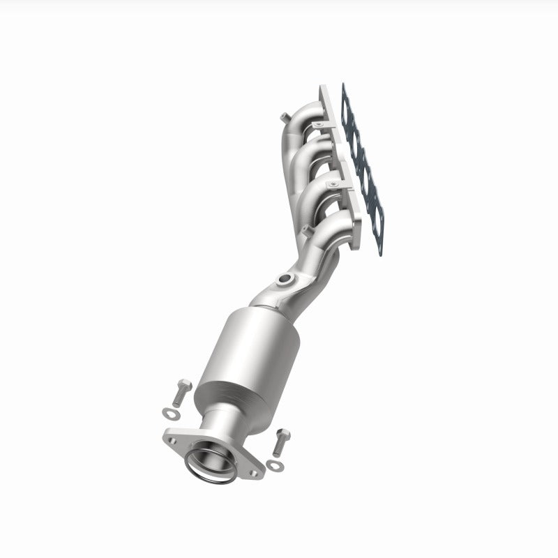 MagnaFlow 05-06 Nissan Titan 5.6L Direct Fit Converter