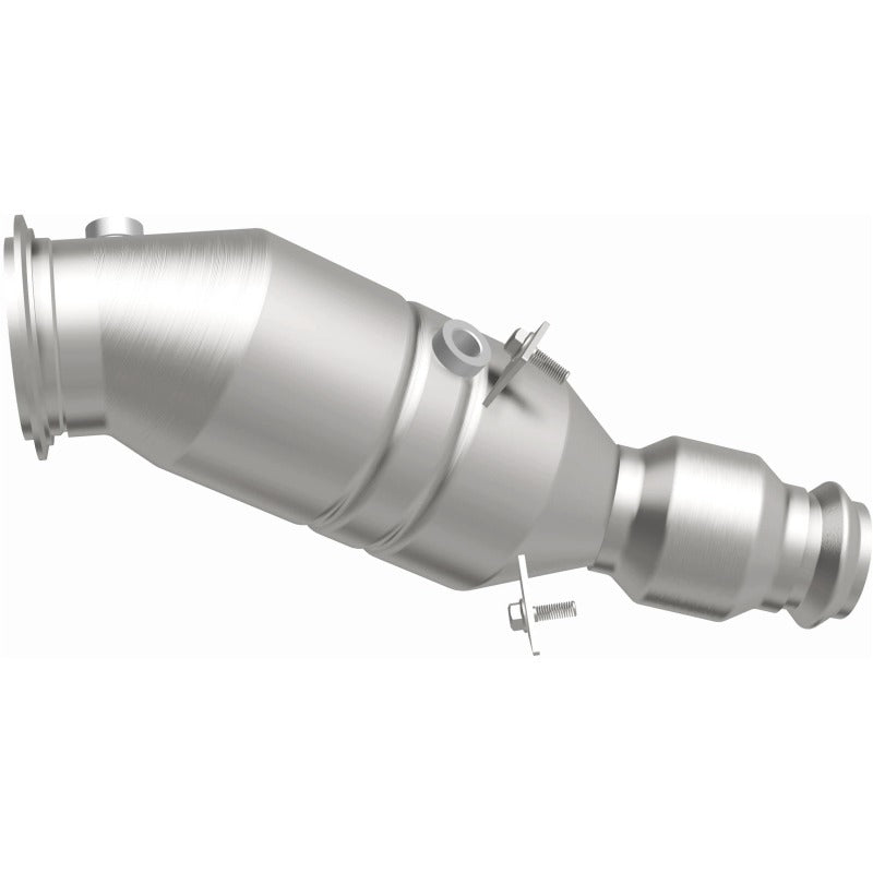 MagnaFlow Direct Fit Catalytic Converter 2016 BMW 428i 2.0L Underbody