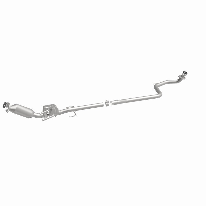 MagnaFlow Direct Fit Catalytic Converter 14-19 Toyota Prius C Base Underbody 1.5L