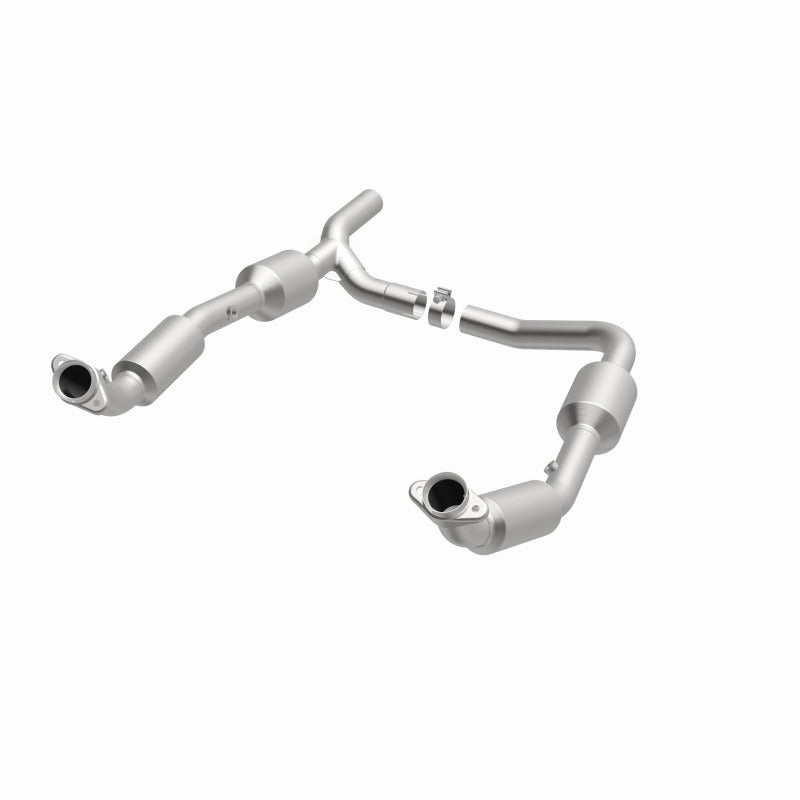 MagnaFlow Direct Fit Catalytic Converter OEM 07-08 Ford E-150