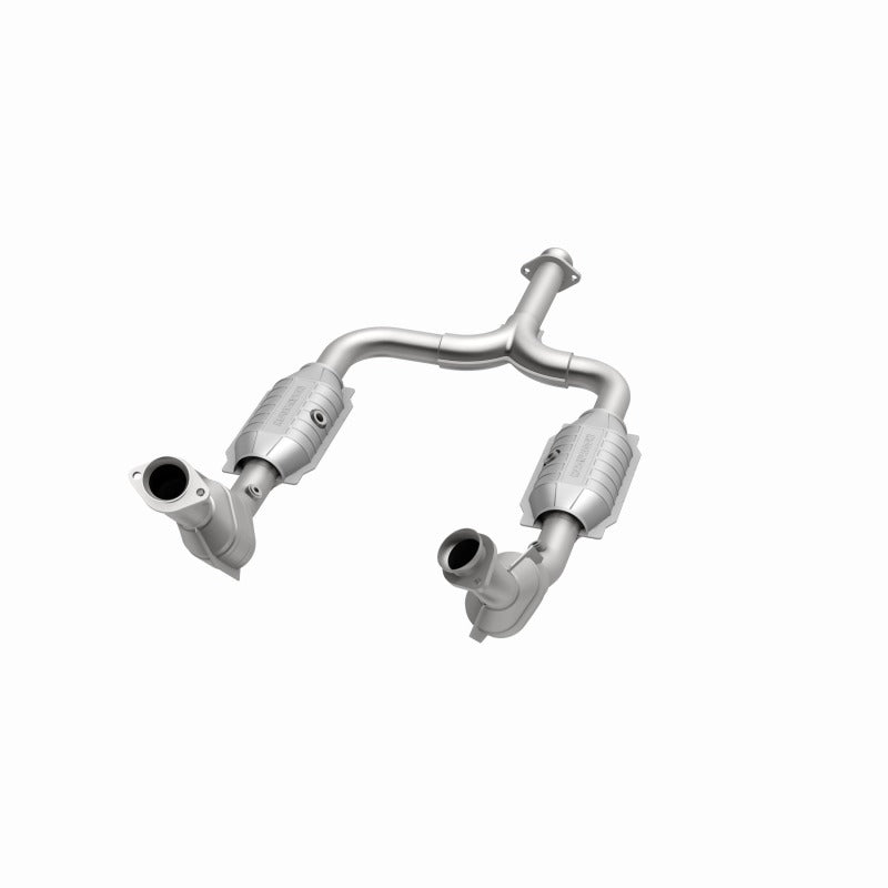 MagnaFlow Direct Fit Catalytic Converter 99/01-03 Ford Mustang 3.8L