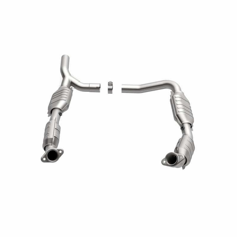 MagnaFlow Direct Fit Catalytic Converter 07-08 Ford E-150 4.6L
