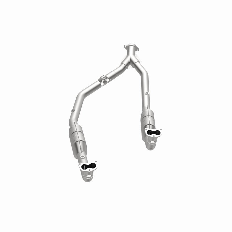 MagnaFlow Direct Fit Catalytic Converter 99-04 LR Discovery V8 OEM
