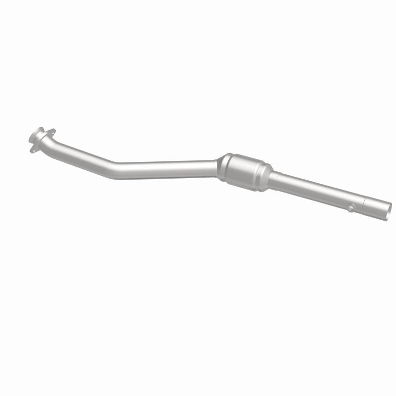 MagnaFlow Direct Fit Catalytic Converter 99-00 BMW 540i 4.4L DS Rear