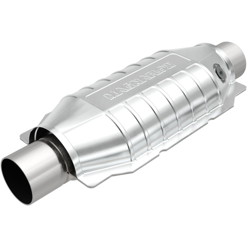 MagnaFlow Universal Catalytic Converter 2.25 inch with single O2 OEM