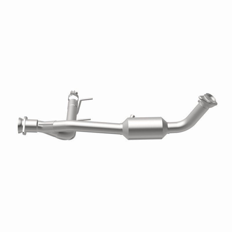 MagnaFlow Direct Fit Catalytic Converter 05-06 Lincoln Navigator 5.4L w/ 3in Main Piping