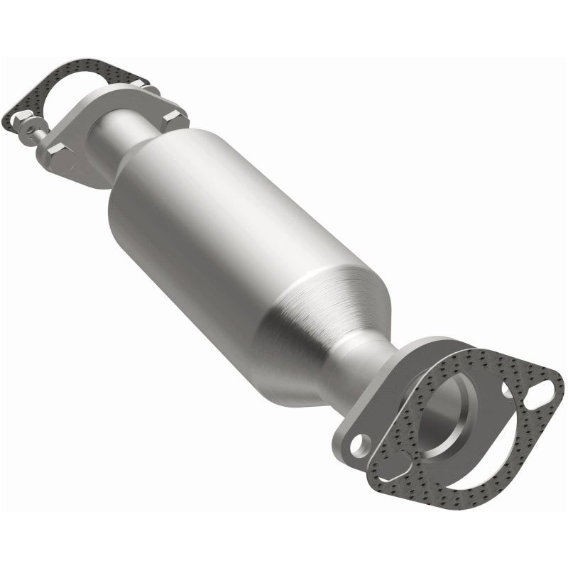 MagnaFlow Direct Fit Catalytic Converter 06-10 Hyundai Elantra 2.0L Rear/2011 Kia Soul 2.0L Rear