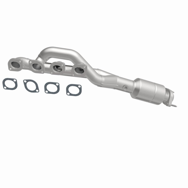 MagnaFlow Direct Fit Catalytic Conv BMW 99-03 540I 4.4L / 99-01 740I/740IL 4.4L California - P/S