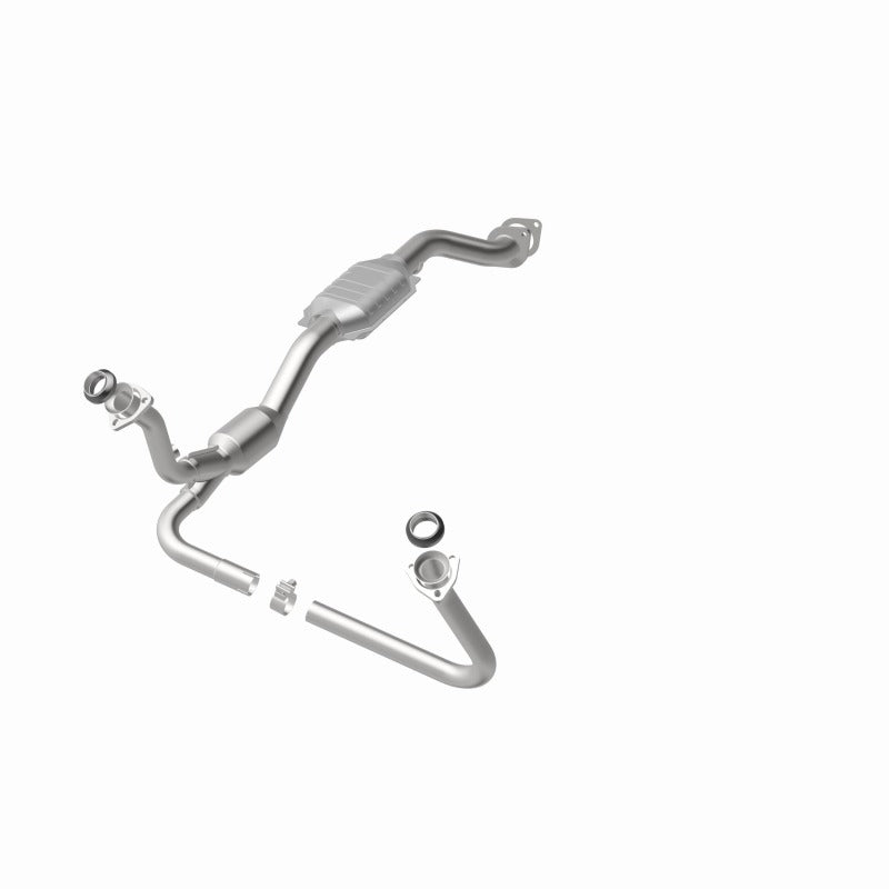 MagnaFlow Direct Fit Catalytic Converter 01-05 Chevy Blazer 4.3L 4WD