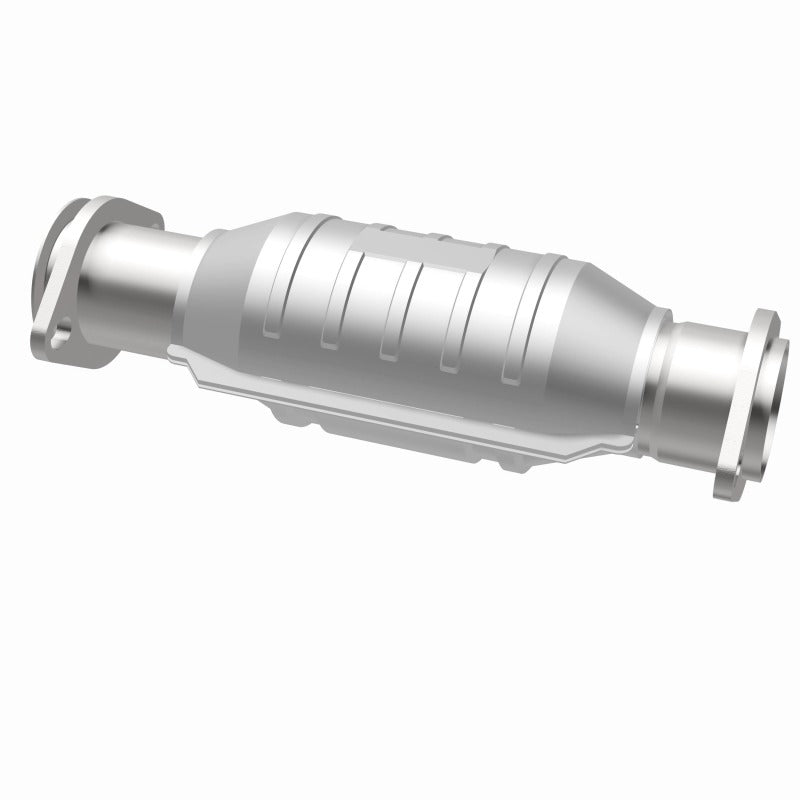 MagnaFlow Direct Fit Catalytic Converter 96-02 Mitsu Mirage 1.8L