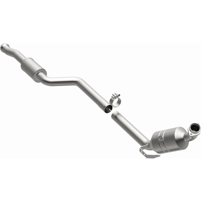 MagnaFlow 08-10 Mercedes-Benz C300 3.0L Direct Fit Converter