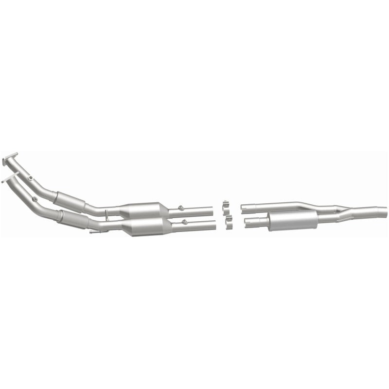MagnaFlow Direct Fit Catalytic Converter 06- Audi A3 Quattro 3.2L