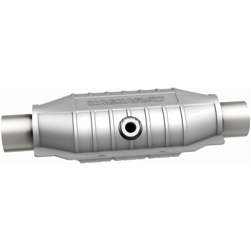 MagnaFlow Universal Catalytic Converter 2.50 Mid O2 Rear