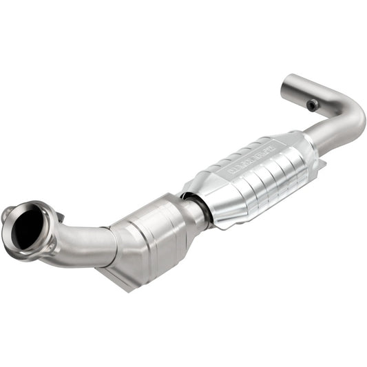 MagnaFlow Direct Fit Catalytic Converter 99-00 Ford Trucks 5.4L