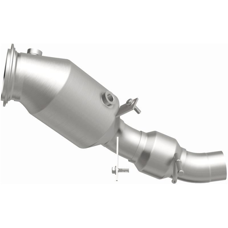 MagnaFlow Direct Fit Catalytic Converter 12-14 BMW 528i 2 L Closed Couple
