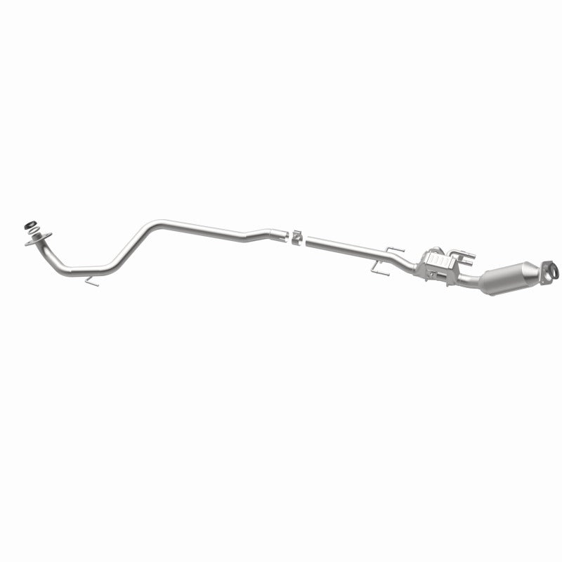 MagnaFlow Direct Fit Catalytic Converter 14-19 Toyota Prius C Base Underbody 1.5L