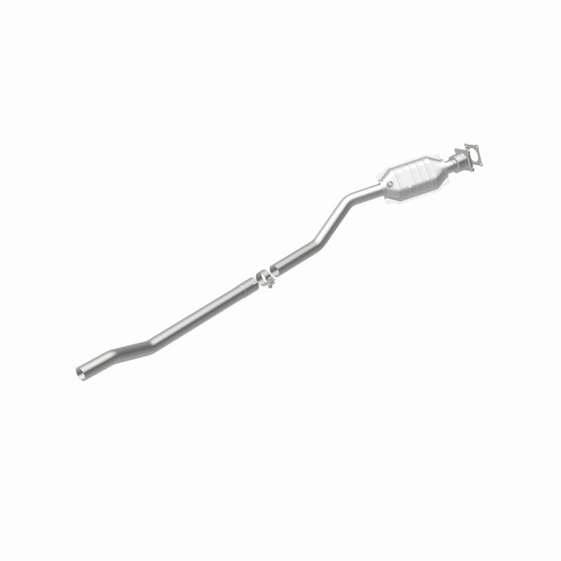 MagnaFlow Direct Fit Catalytic Converter 01-03 Caravan/Voyager 3.3L
