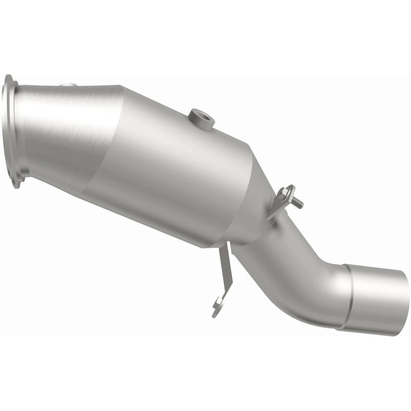 MagnaFlow Direct Fit Catalytic Converter 2014 BMW X5 3.0L Closed Couple