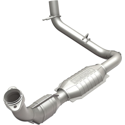 MagnaFlow Direct Fit Catalytic Converter 98 Ford Expedition 5.4L