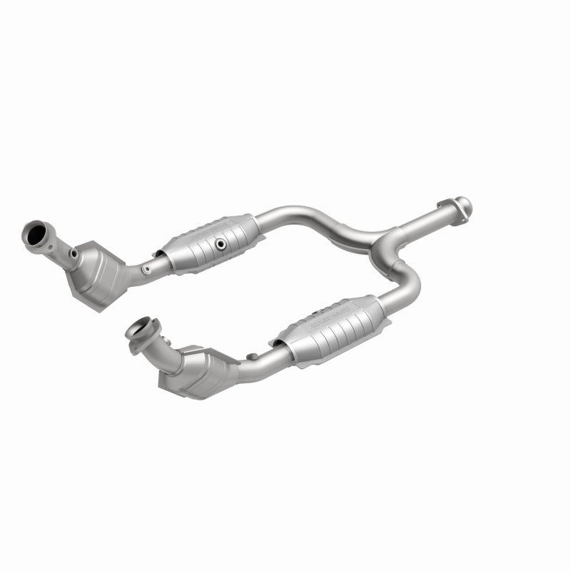 MagnaFlow Direct Fit Catalytic Converter 99-01 Ford Mustang 3.8L