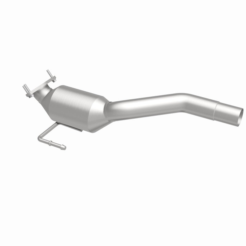 MagnaFlow Direct Fit Catalytic Converter 04-07 VW Touareg 4.2L Driver Side