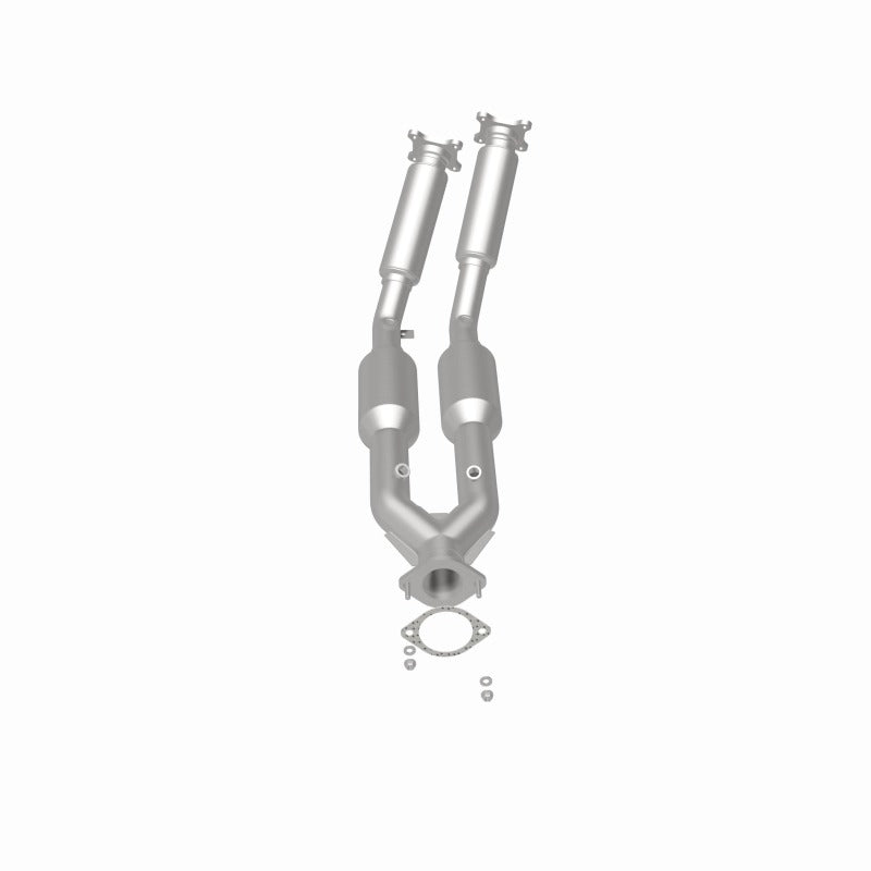 MagnaFlow Direct Fit Catalytic Converter 99-01 Volvo S80 2.8L