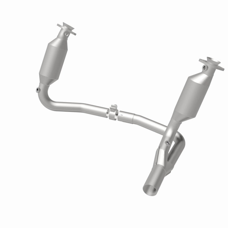 MagnaFlow Direct Fit Catalytic Converter OEM 2004 Dodge Dakota Underbody