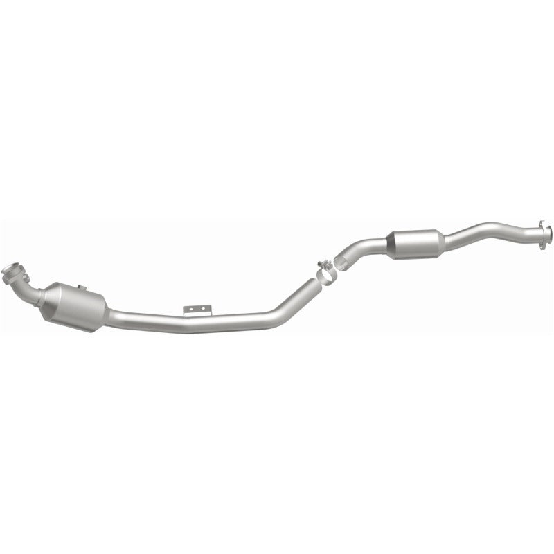 MagnaFlow Direct Fit Catalytic Converter 07-09 Mercedes E350 3.5L