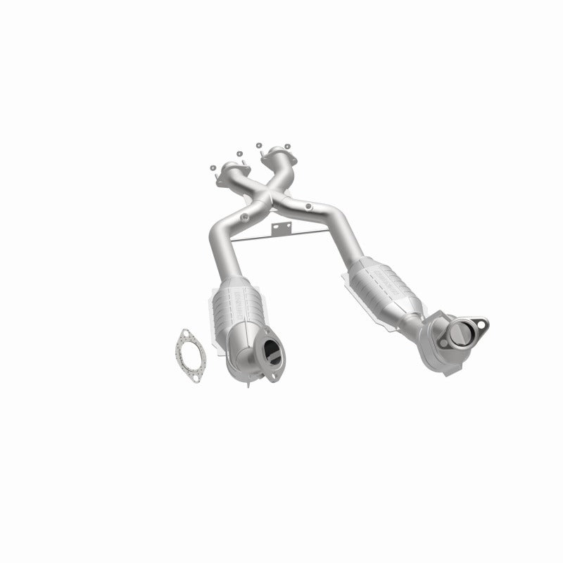 MagnaFlow Direct Fit Catalytic Converter 96-98 Ford Mustang 4.6L