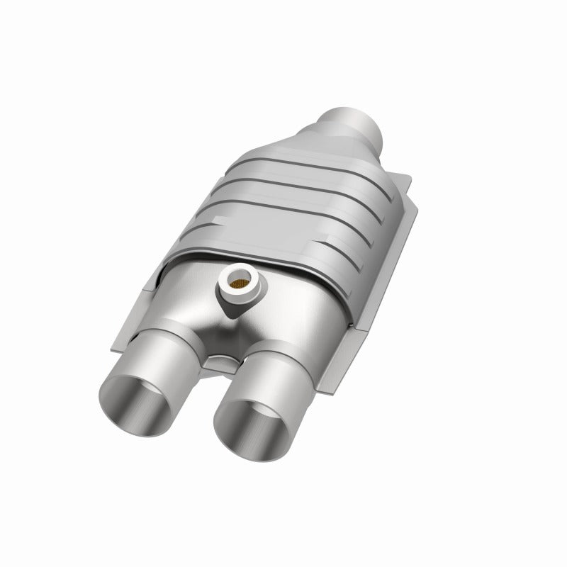 MagnaFlow Universal Catalytic Converter 2/3 D/S Single O2 Boss