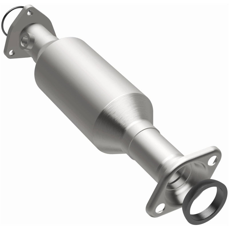 MagnaFlow Direct Fit Catalytic Converter 97-01 Honda CR-V 2.0L