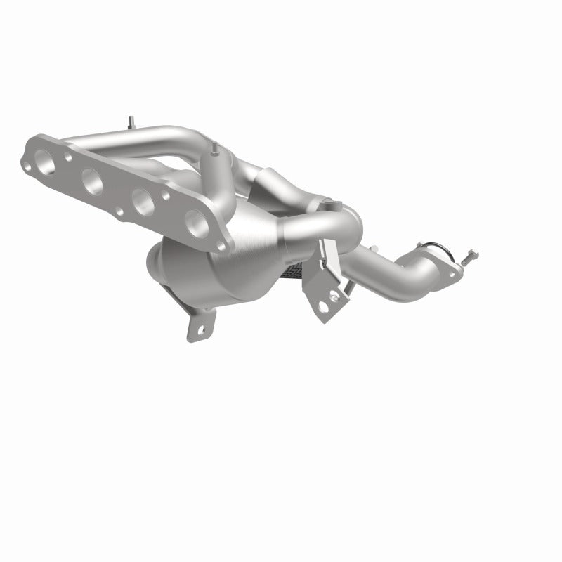 MagnaFlow Direct Fit Catalytic Converter 16-17 Mazda CX-3 L4 OEM Manifold