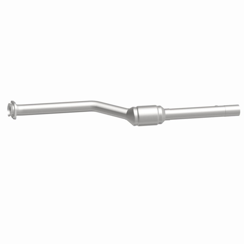 MagnaFlow Direct Fit Catalytic Converter 99-00 BMW 540i 4.4L PS Rear