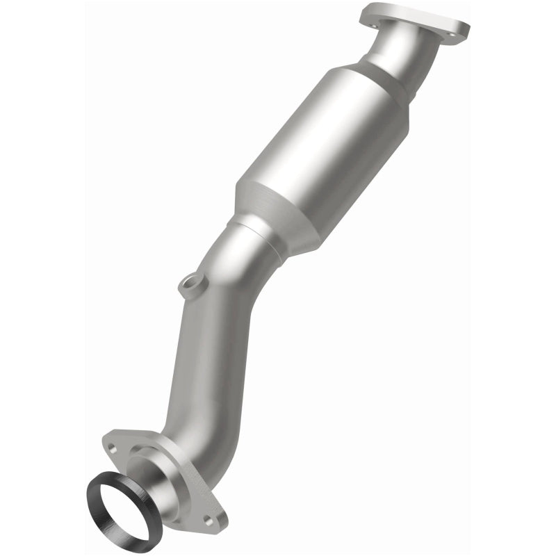 MagnaFlow Direct Fit Catalytic Converter CORVETTE 05-07 6.0L OEM