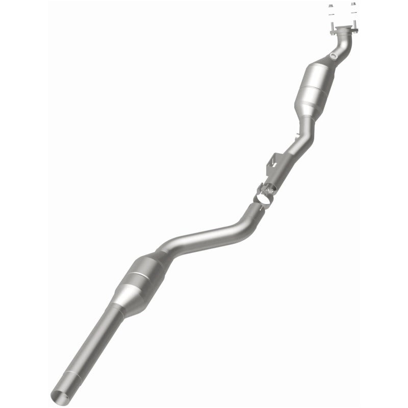MagnaFlow Direct Fit Catalytic Converter 00-02 Mercedes E430 4.3L