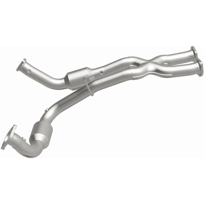 MagnaFlow Direct Fit Catalytic Converter 06-10 Jeep Grand Cherokee 6.1L