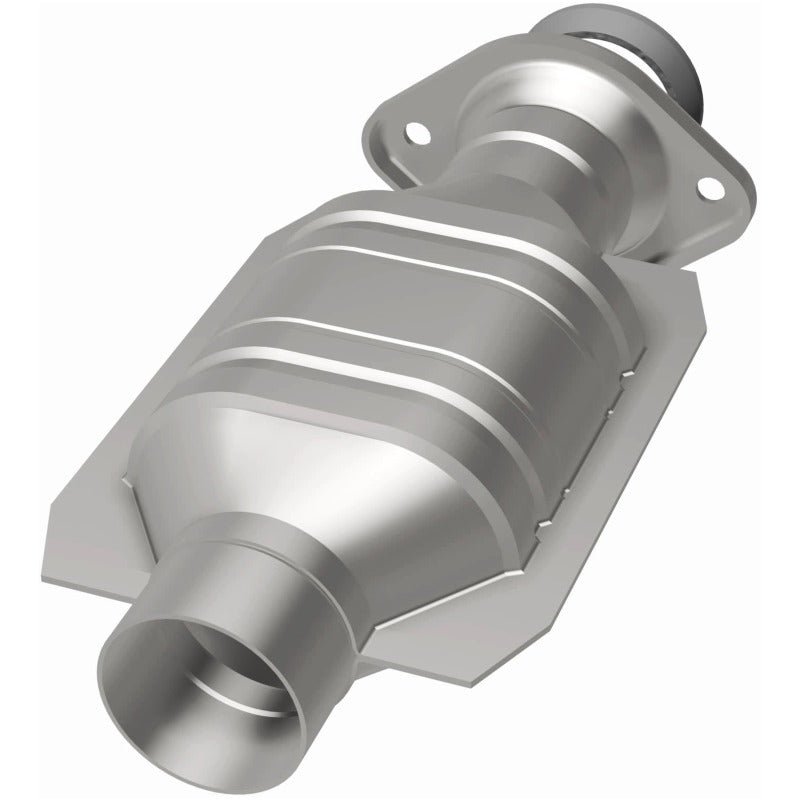 MagnaFlow Direct Fit Catalytic Converter 01-03 Highlander underbody