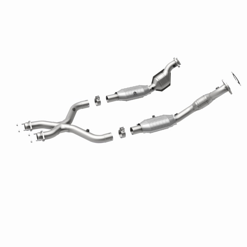 MagnaFlow Direct Fit Catalytic Converter 99-01 Ford Mustang 4.6L