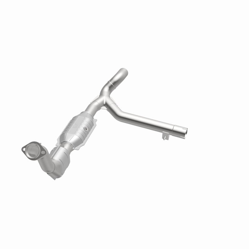 MagnaFlow Direct Fit Catalytic Converter 99-00 Ford Exped 4.6L