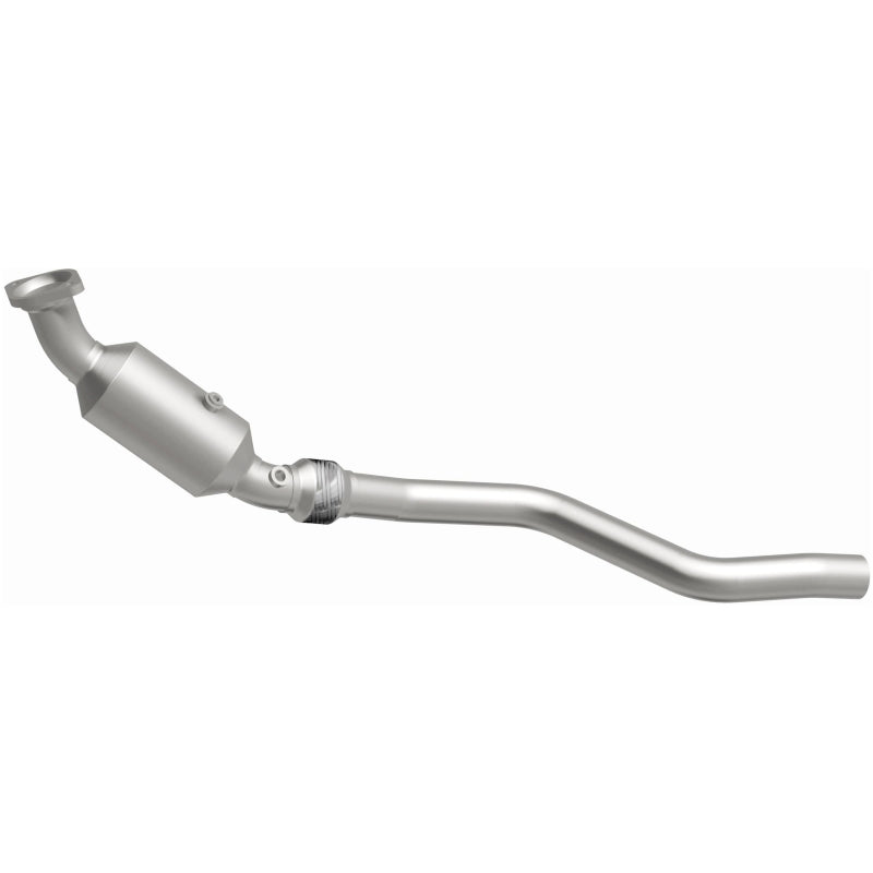 MagnaFlow Direct Fit Catalytic Converter 05-06 300/Magnum 5. OEM