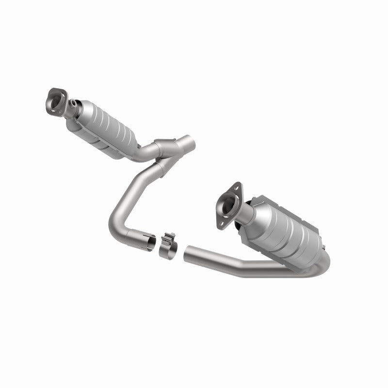 MagnaFlow Direct Fit Catalytic Converter Dakota 05-06 6 3.7L