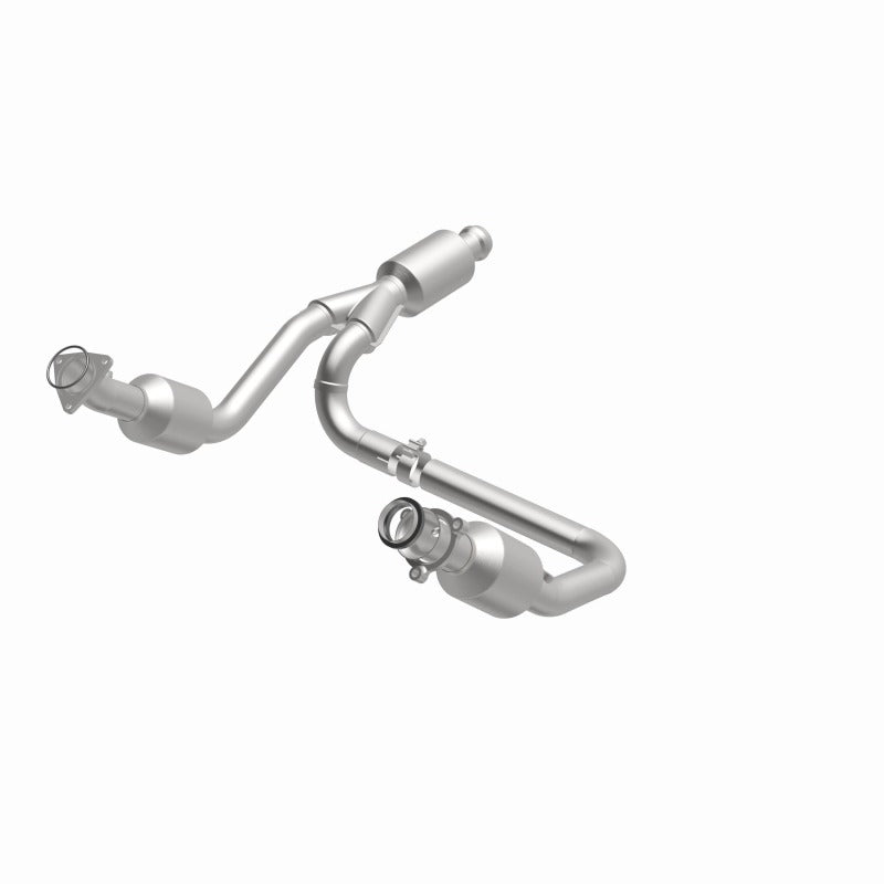 MagnaFlow 14-15 Chevrolet Silverado 1500 Underbody 4.3L / 5.3L Direct-Fit Catalytic Converter
