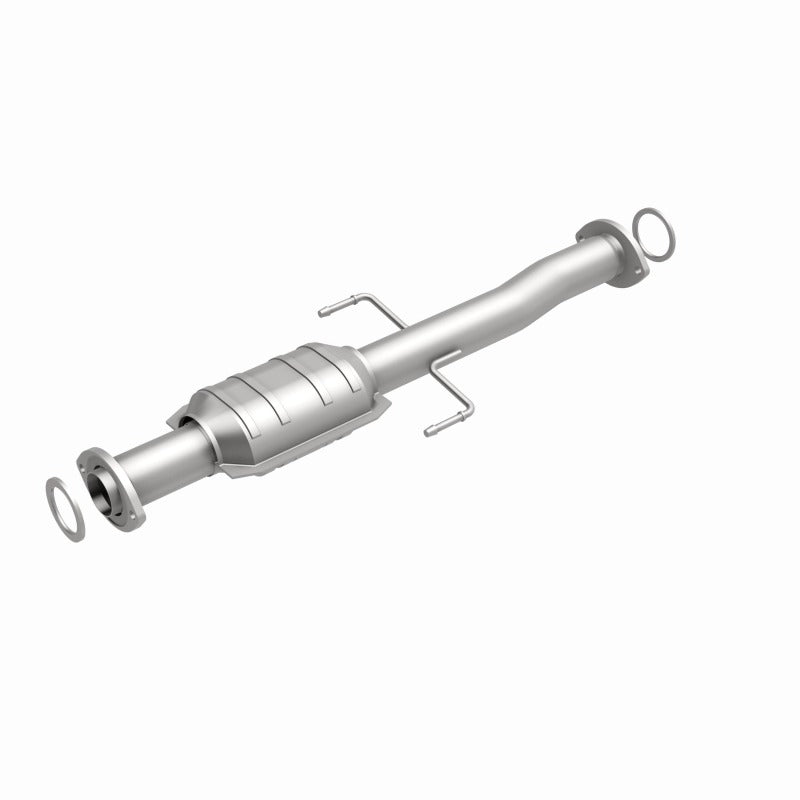 MagnaFlow Direct Fit Catalytic Converter 02-04 Toyota Tacoma 2.7L Rear