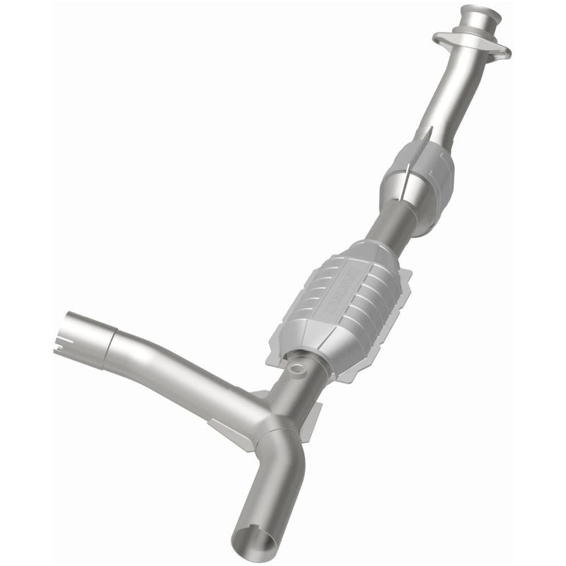 MagnaFlow Direct Fit Catalytic Converter 00-03 Ford Van 4.2L OEM