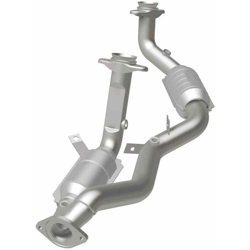 MagnaFlow Direct Fit Catalytic Converter 96-99 Ford Taurus3.0L 50S