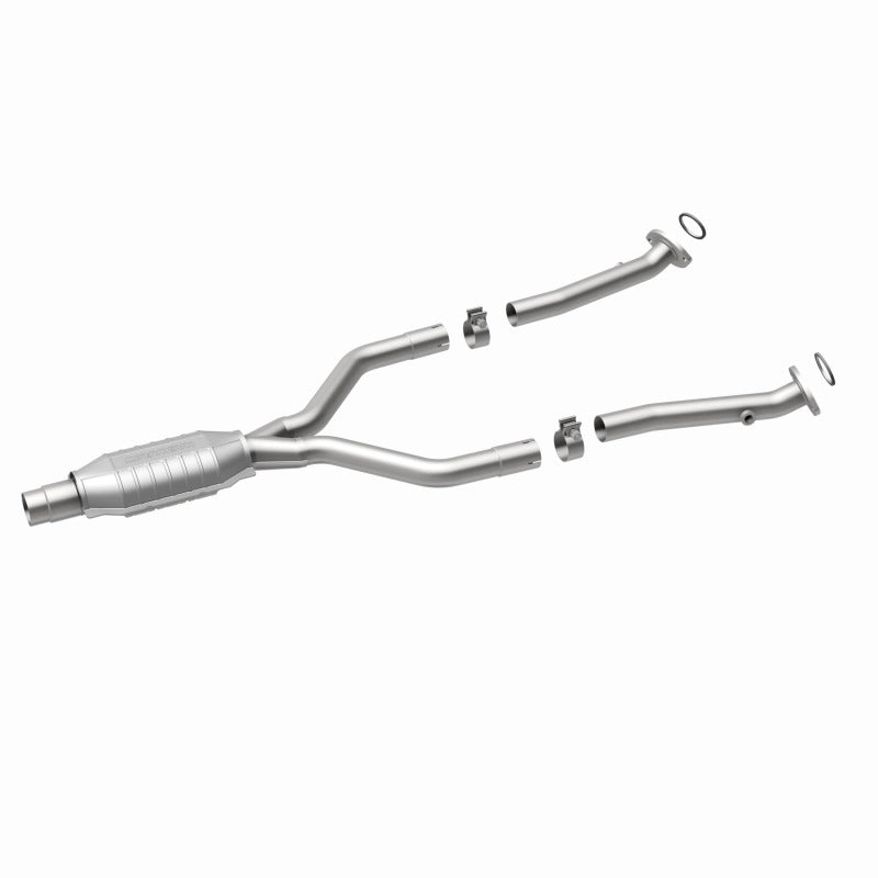MagnaFlow Direct Fit Catalytic Converter 01-06 Lexus LS430 4.3L Rear